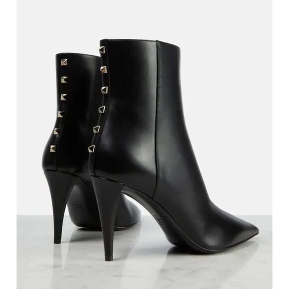 VALENTINO GARAVANI  Rockstud Leather Ankle Boots in black 38.5 - Picture 2 of 12